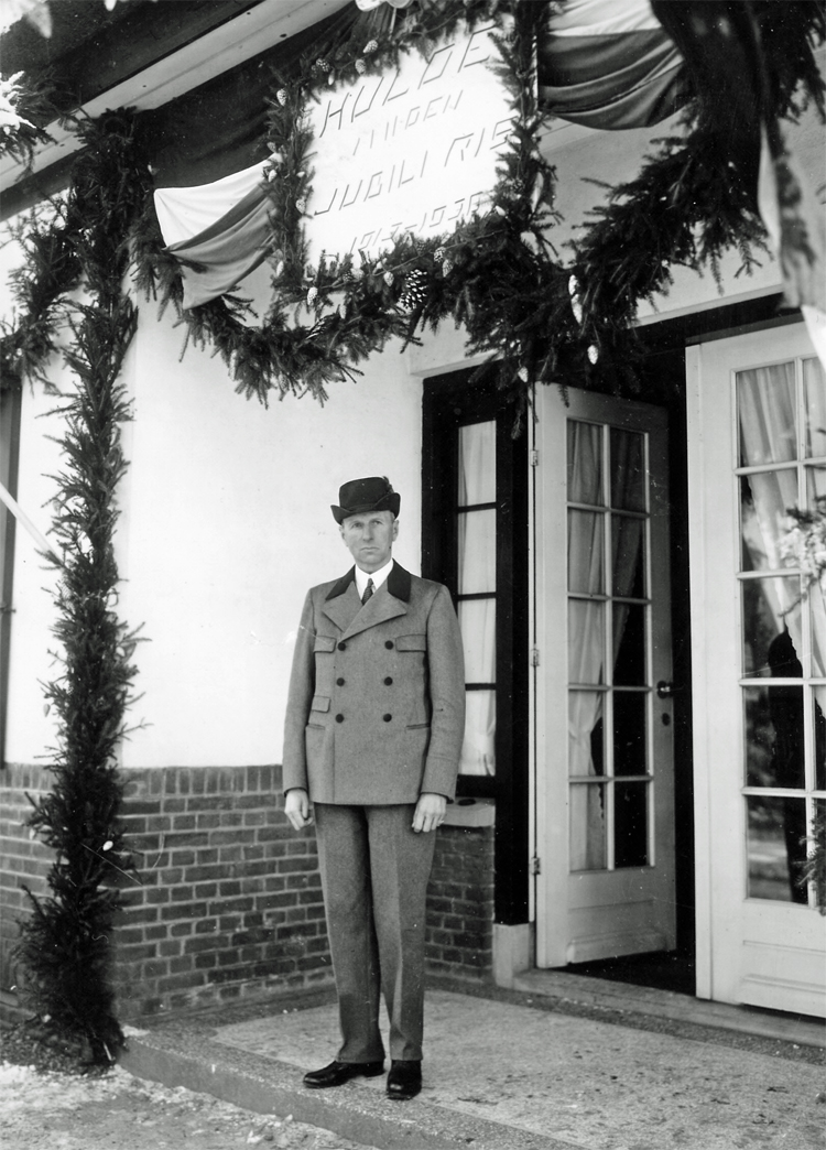 Willem Brantsma bij Huize De Kroon in 1938